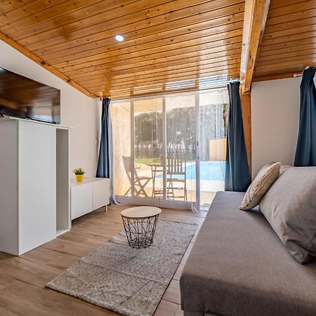 Appartement Wake Up With The Sea Breeze- House With Pool Ap1 à Lavra Extérieur photo