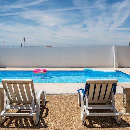 Appartement Wake Up With The Sea Breeze- House With Pool Ap1 à Lavra Extérieur photo